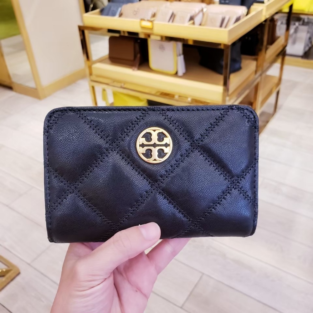 TORYBURCH WILLA MEDUIM WALLET/BLACK